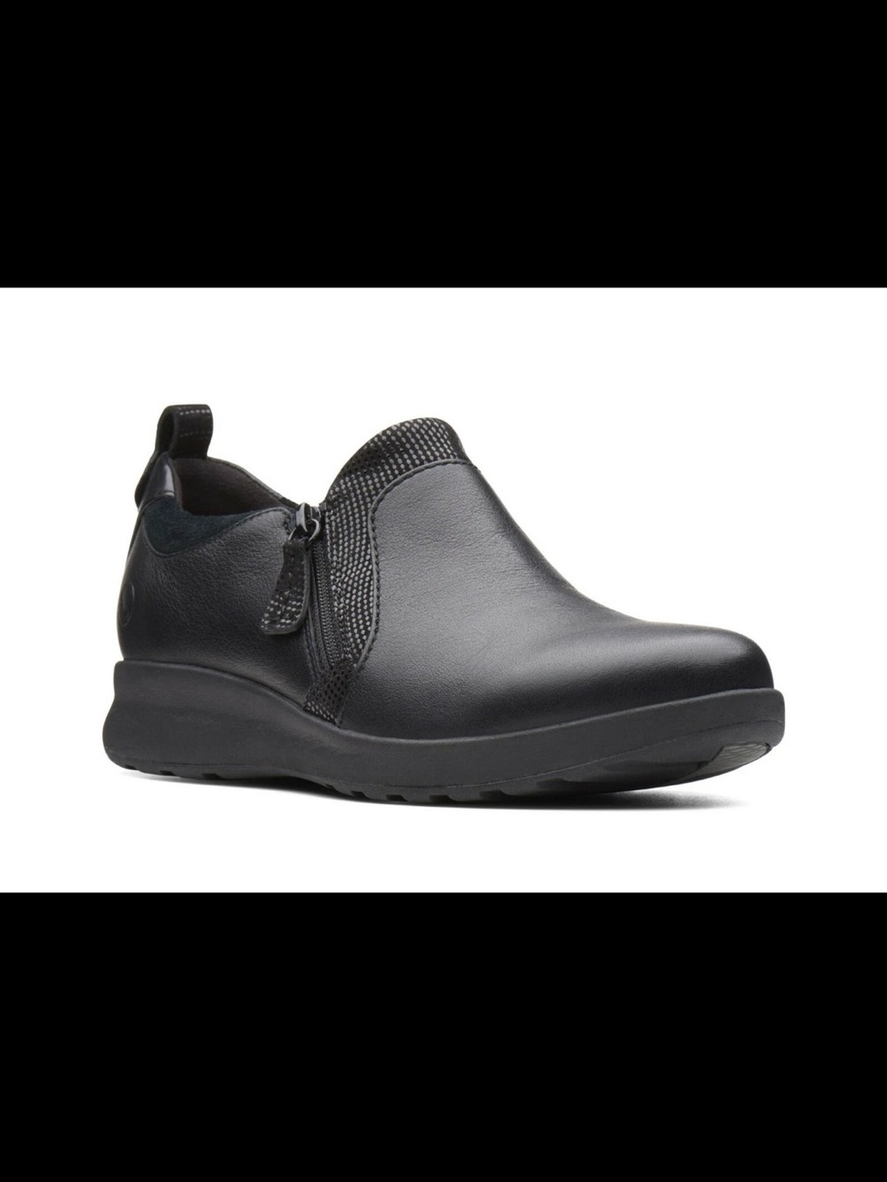 Clarks Unstructured Side-Zip Slip-On Shoes Un Adorn Zip
Black